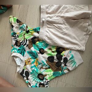 boys disney cruise set size 6/7 like NEW